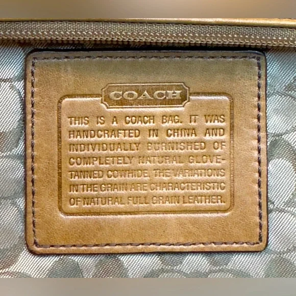Coach VINTAGE Gold brown Leather  bigger Wristlet - Picture 7 of 7